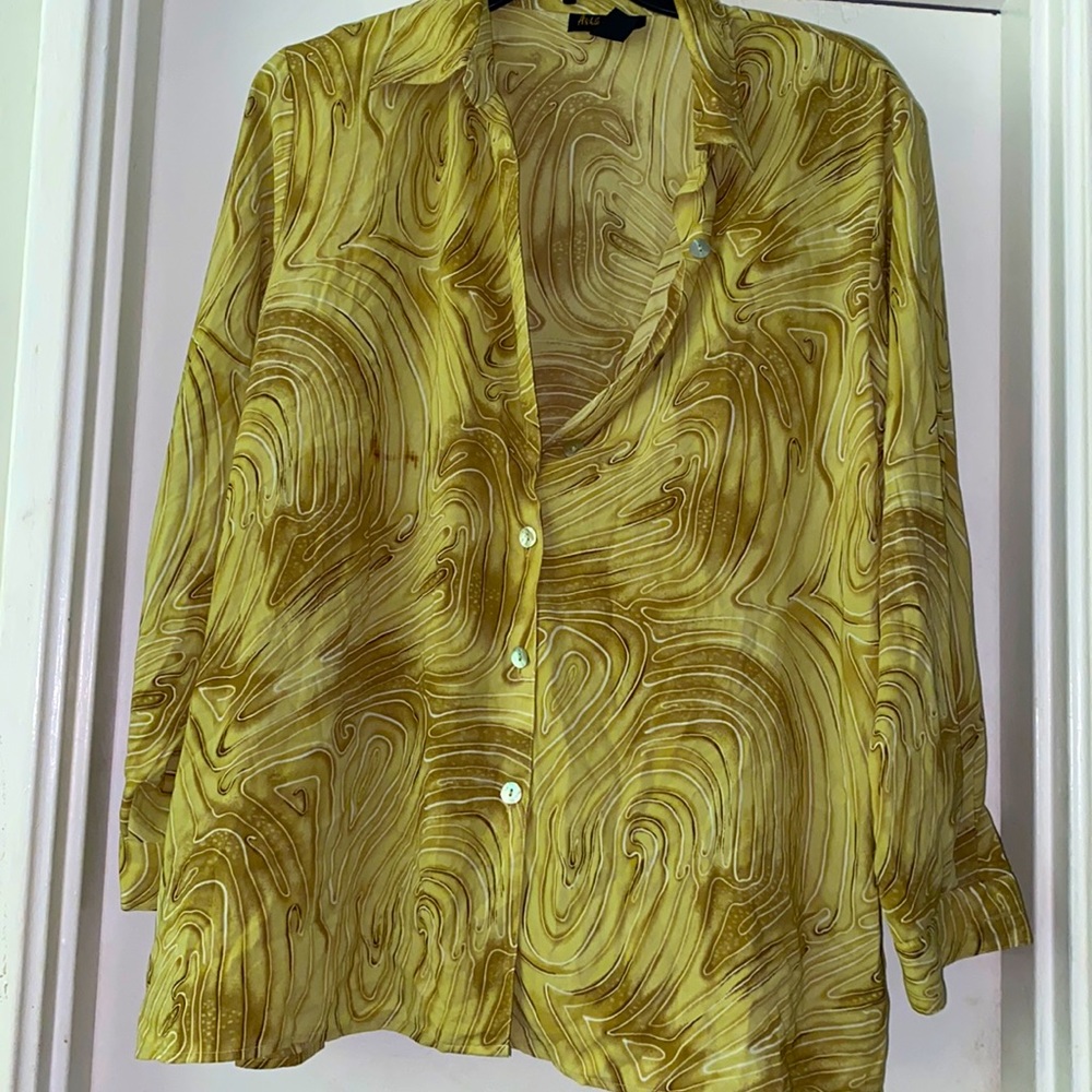 Green design button down shirt